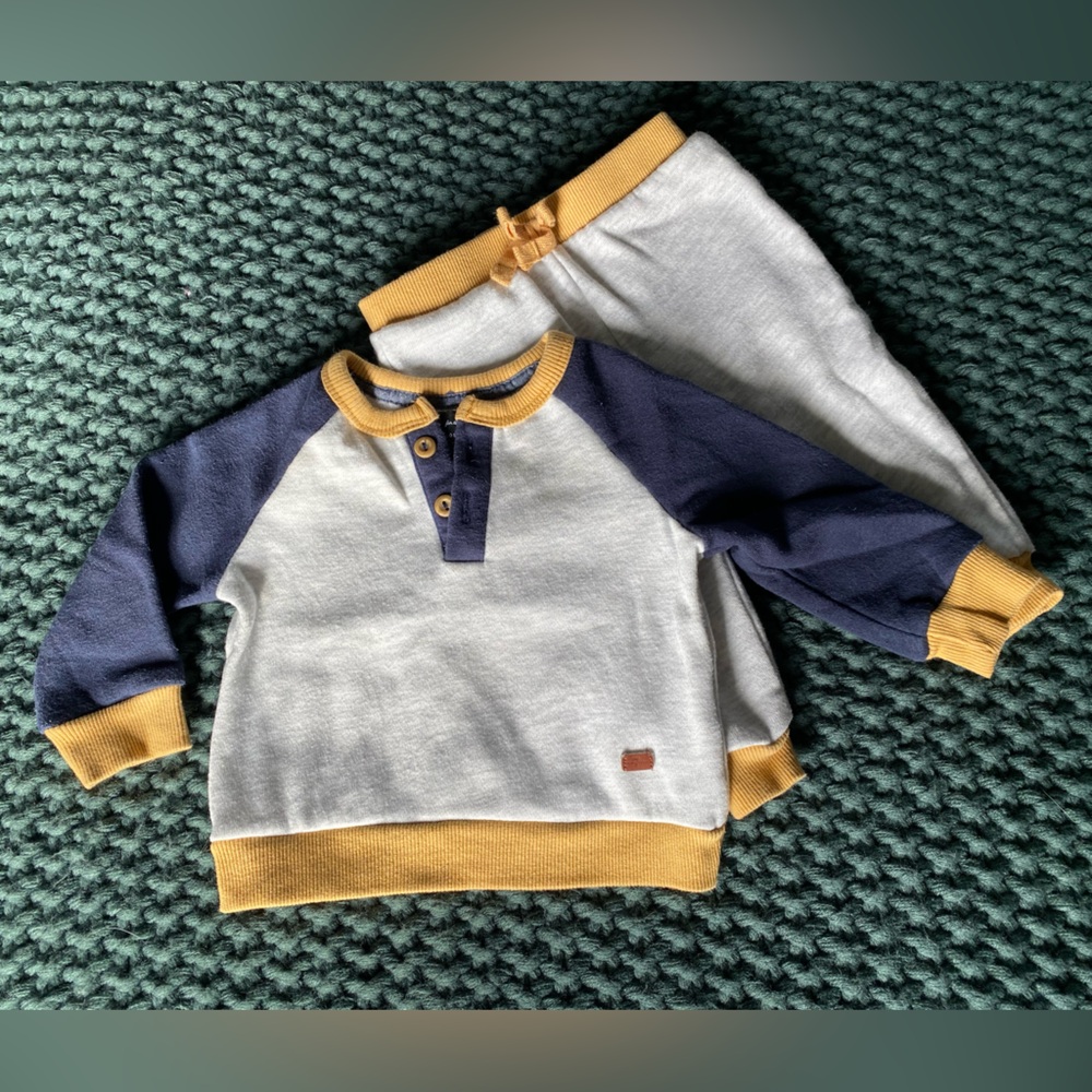 7 For all Mankind baby boys sweatsuit